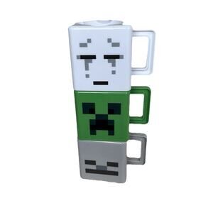 Minecraft Set of 3 Stacking Plastic Mugs Creeper Skeleton Ghast 2022 Mojang
